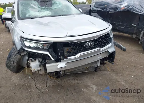 2021 Kia Sorento Lx z USA, uszkodzony, nr VIN 5XYRG4LC4MG004990